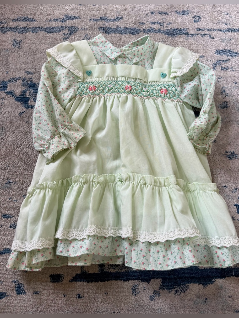 Vintage Polly Flinders Girl’s Hand Smocked Dress Size 2T